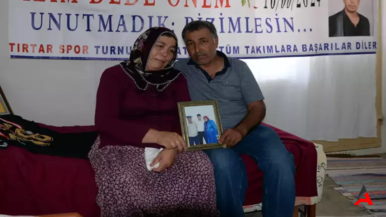 Mersin'de Bayram Günü Kaza Firari Sürücü Güneş Panellerinin Altında Yakalandı1