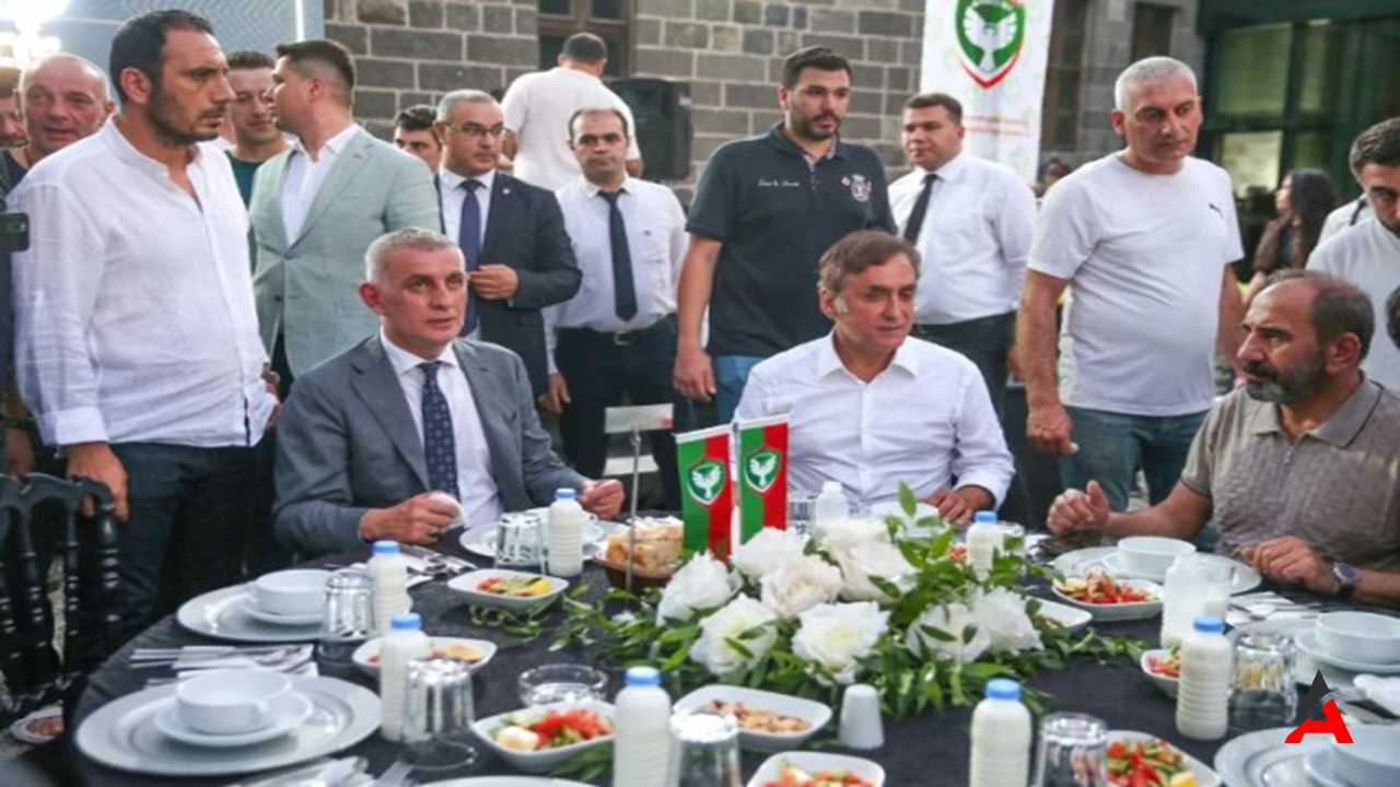 Tff Başkanı İbrahim Hacıosmanoğlu’nun Diyarbakır Ziyareti Ve Amedspor Gala Yemeği1