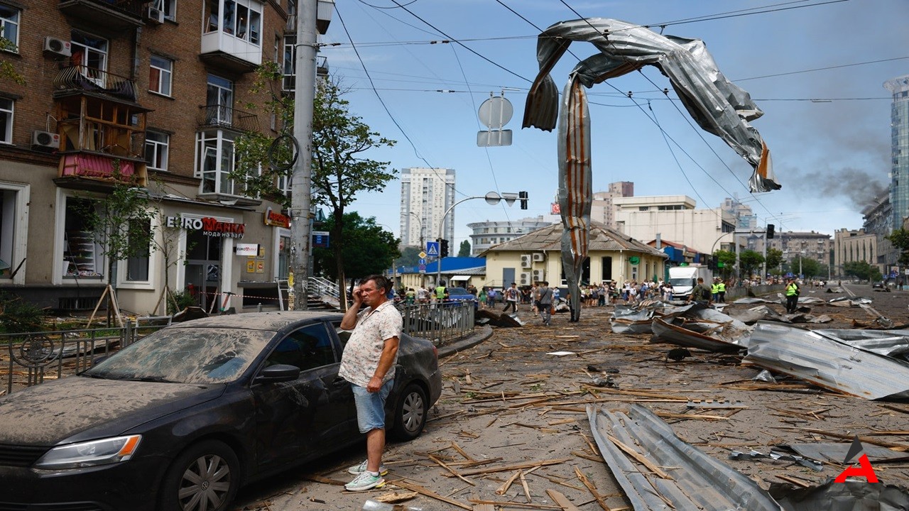 Kiev'e Füze Saldırısı