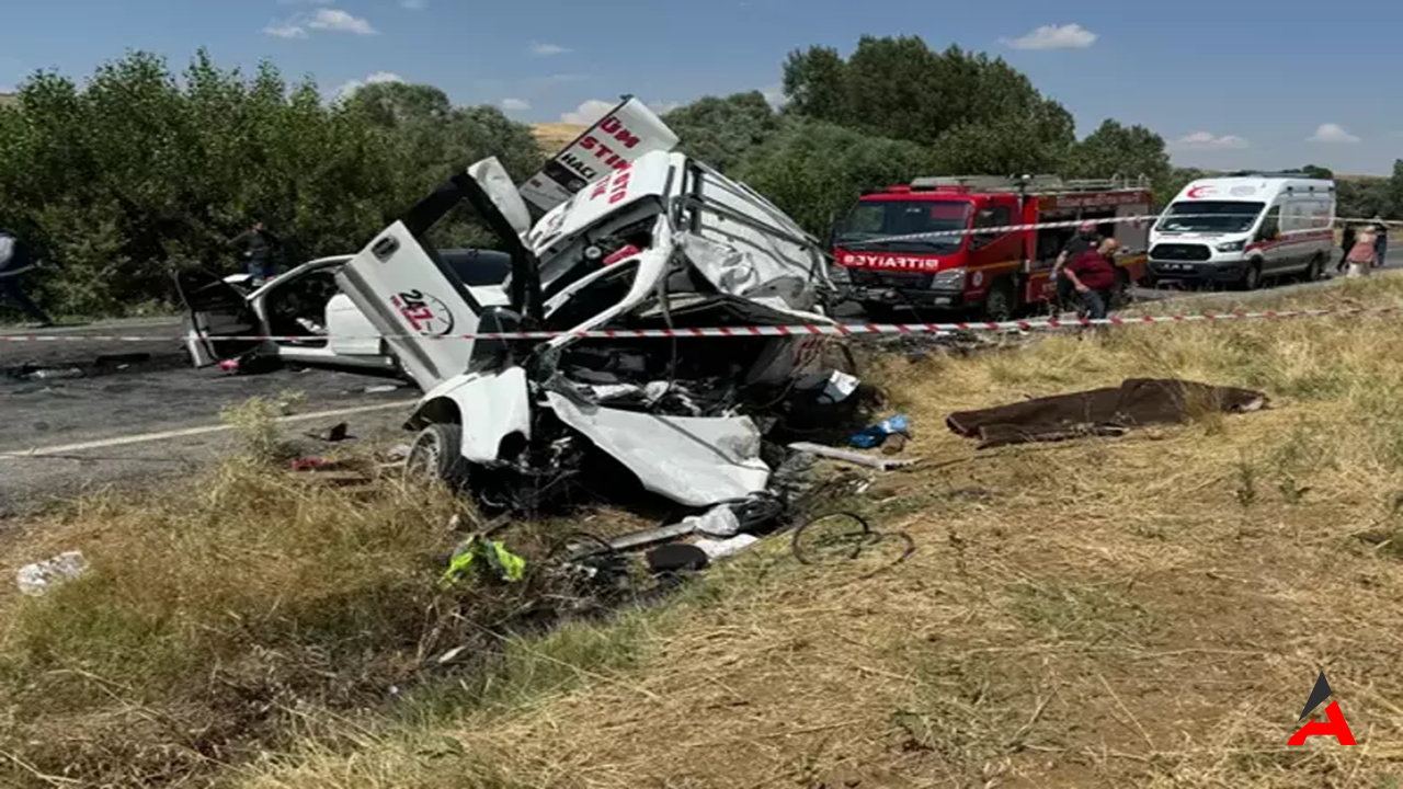 Menemen Ve Yozgat'ta Trafik Faciası1