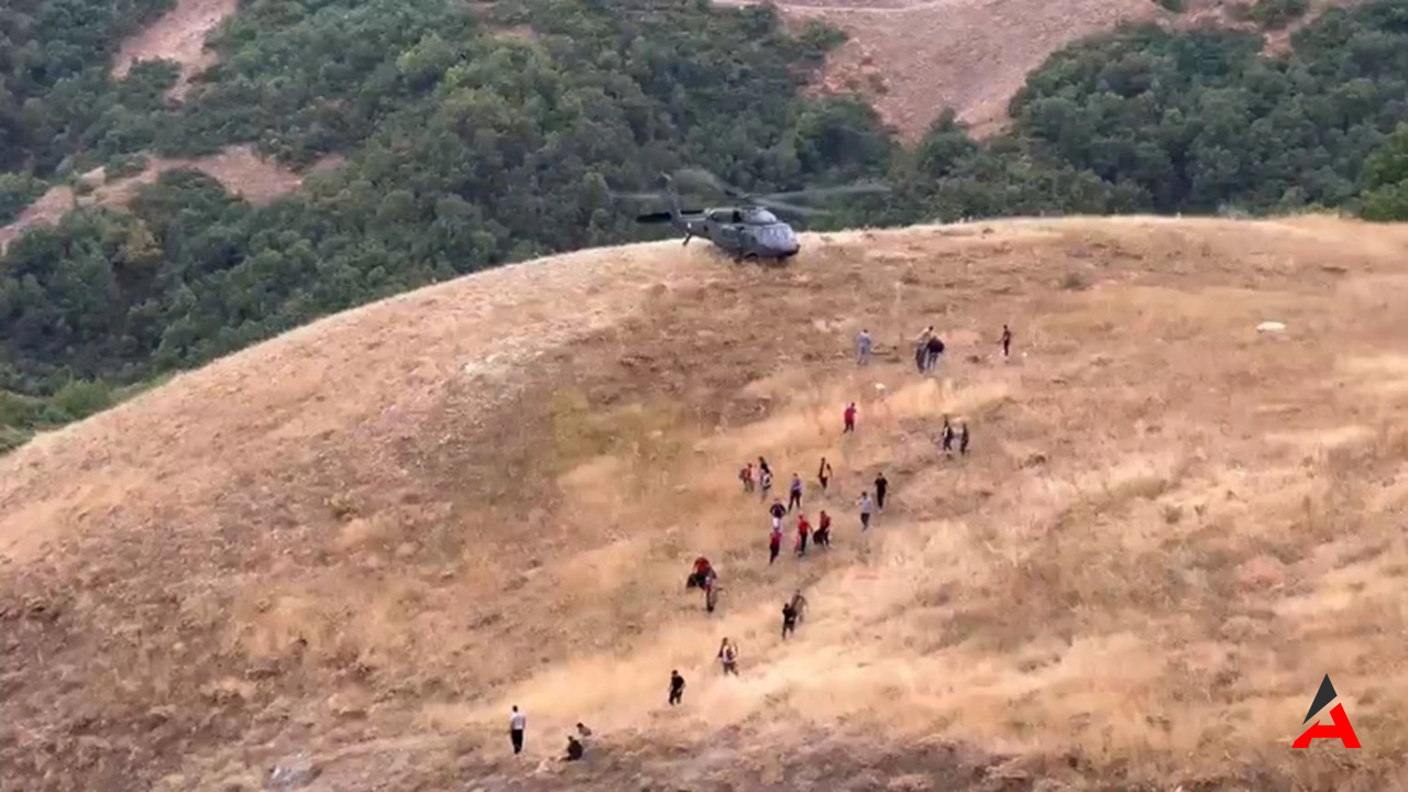 Tunceli'de Zırhlı Askeri Araç Uçuruma Yuvarlandı5 Asker Yaralandı!1