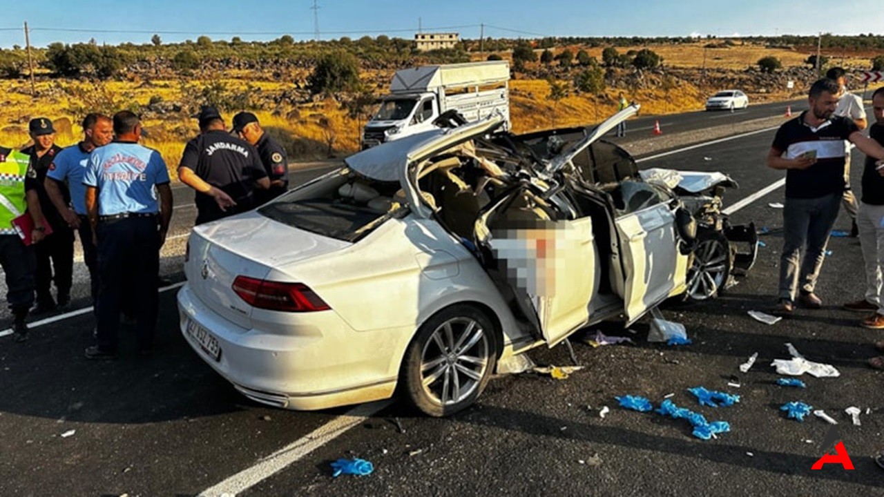 Gaziantep’te Feci Kaza: İki Kız Kardeş Hayatını Kaybetti, 8 Yaralı Var