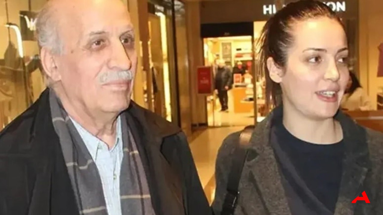 İrem Sak’ın Acı Kaybı: Babası Dr. Şemsettin Sak Hayatını Kaybetti